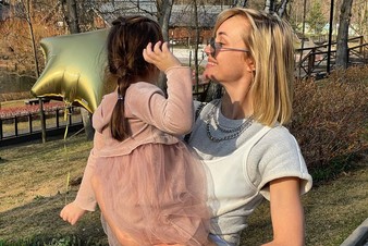«Моя жизнь!»: Полина Гагарина трогательно поздравила дочь с днем рождения