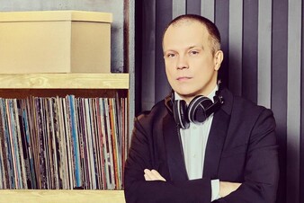 Летопись русских хитов. DJ Groove – Счастье есть