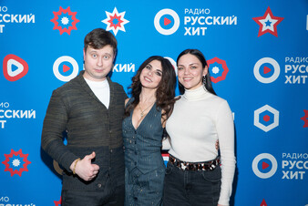 Анна Плетнёва в эфире шоу «Интерактивность»: о безумных просьбах поклонников, треке «Полароиды» и обнаженке